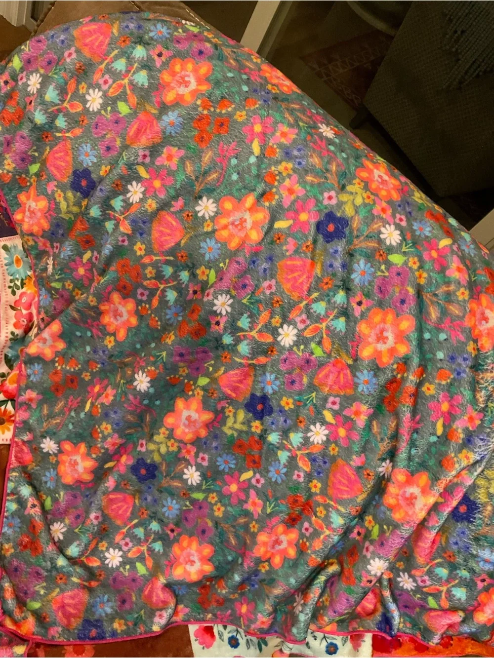 Natural Life XL Cozy Blanket Positivity